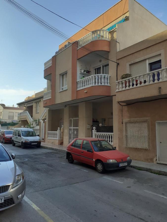 Apartament Calle Los Gases 69 ตอร์เรเวียคา ภายนอก รูปภาพ